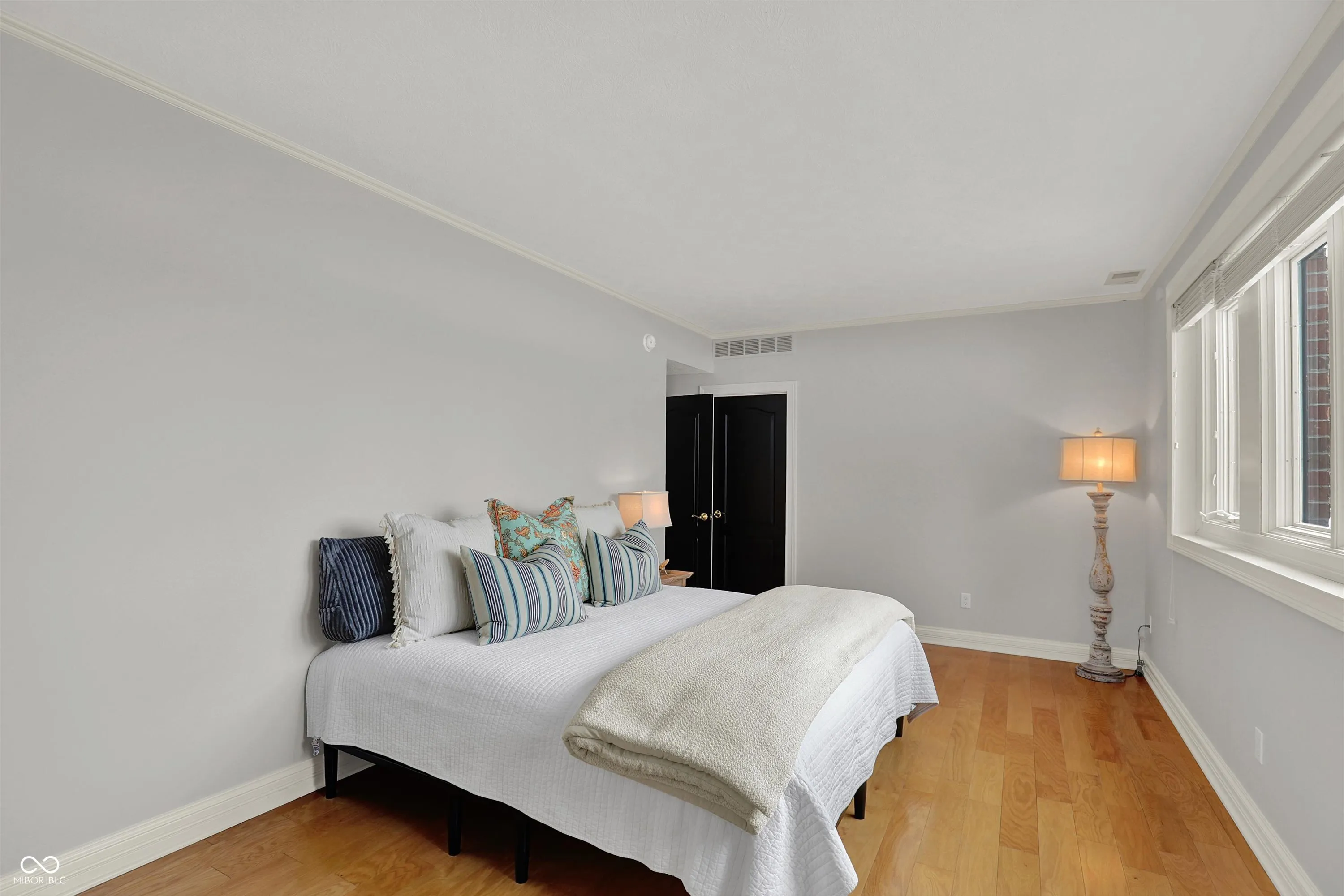 Fortville, Indiana 46040, United States, 4 Bedrooms Bedrooms, ,5 BathroomsBathrooms,Residential,Active,254027