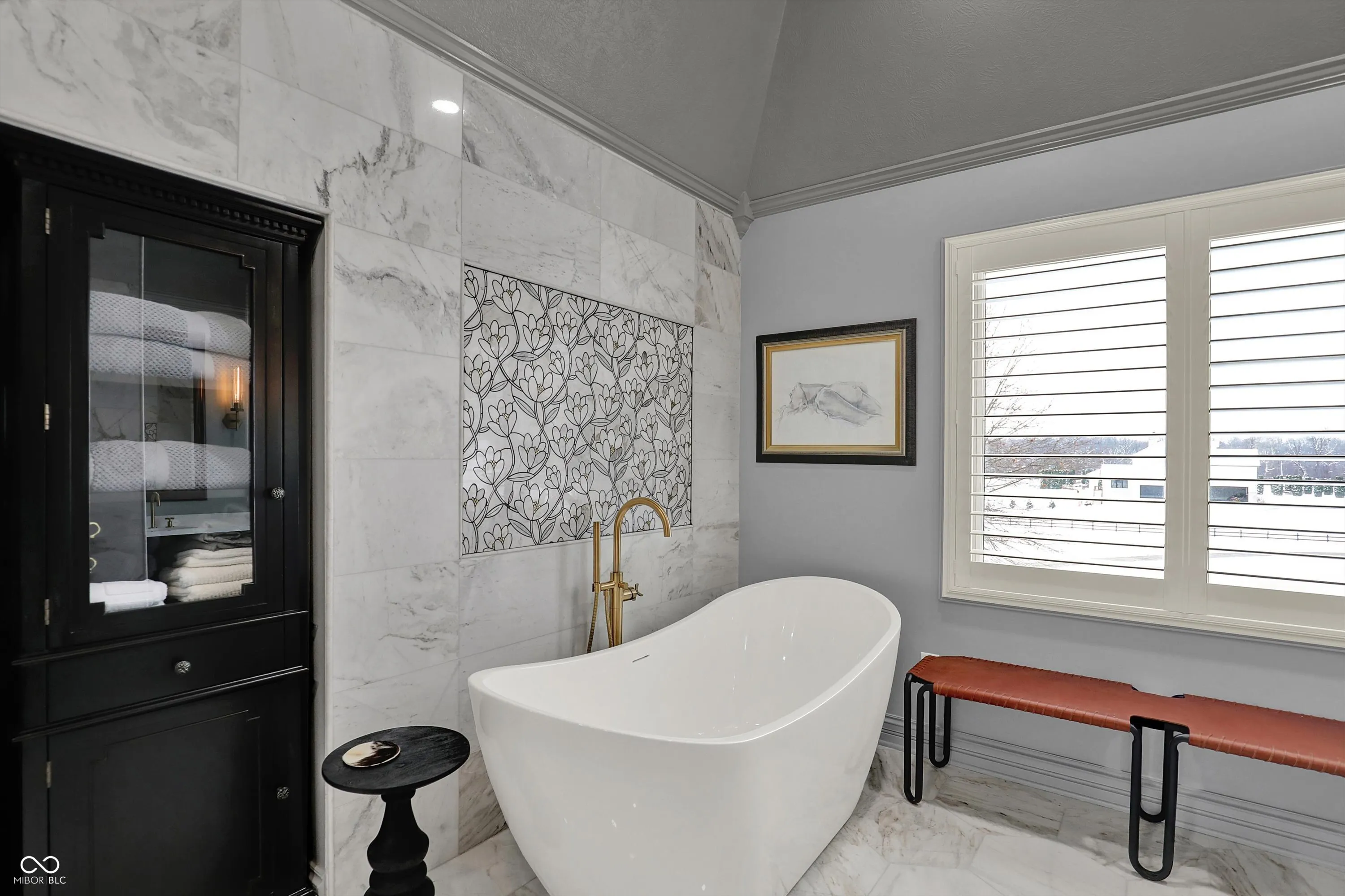 Fortville, Indiana 46040, United States, 4 Bedrooms Bedrooms, ,5 BathroomsBathrooms,Residential,Active,254027