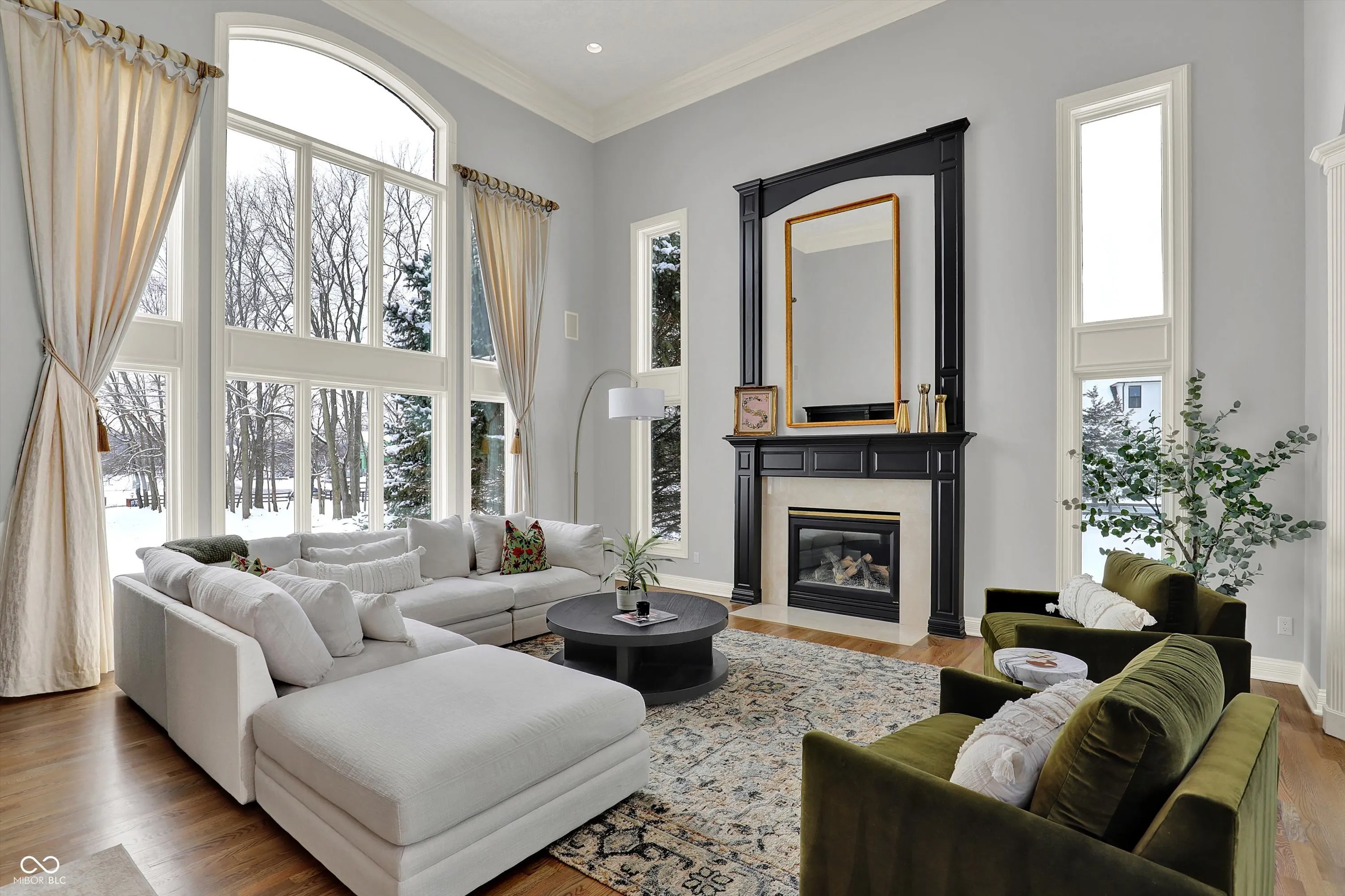 Fortville, Indiana 46040, United States, 4 Bedrooms Bedrooms, ,5 BathroomsBathrooms,Residential,Active,254027