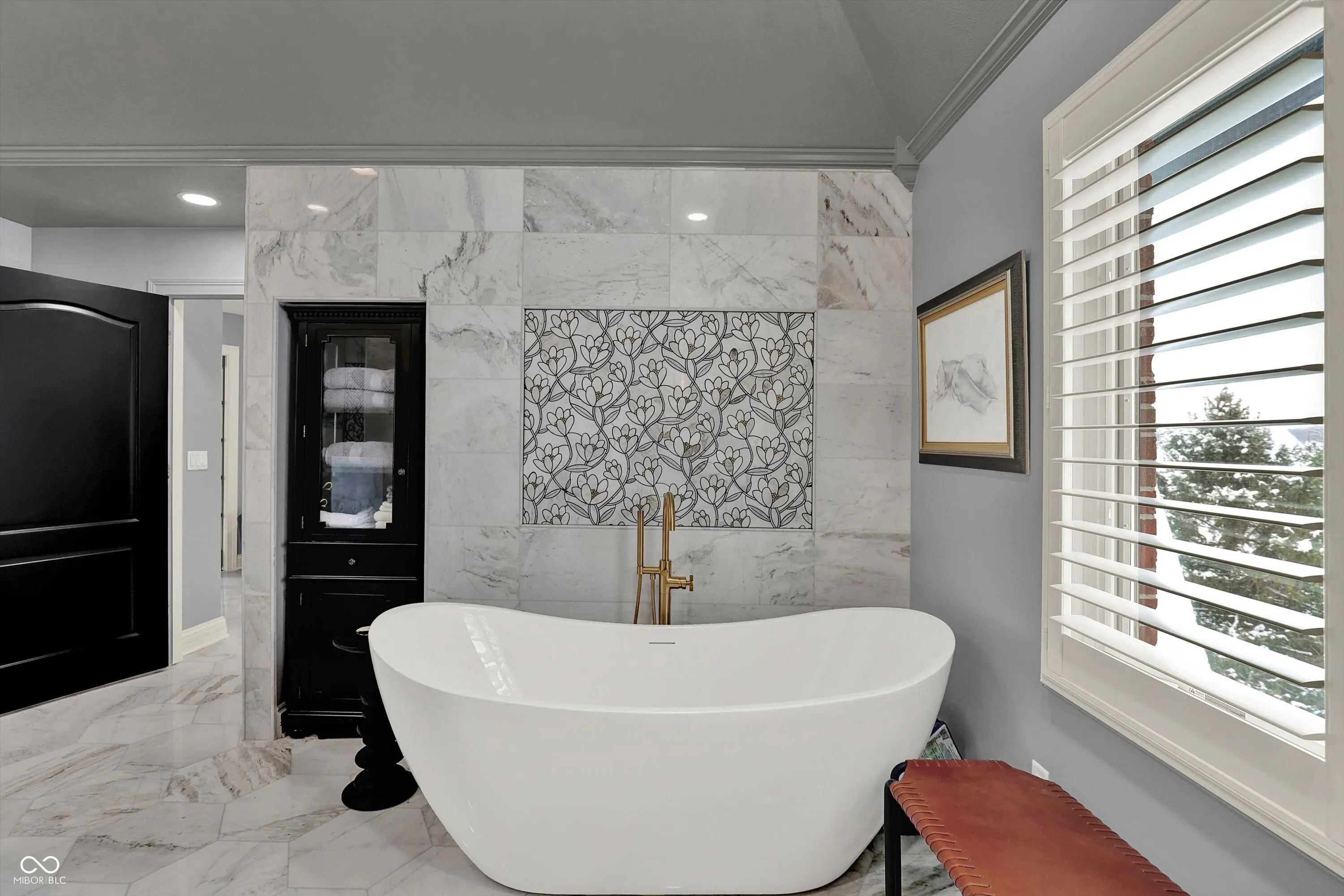 Fortville, Indiana 46040, United States, 4 Bedrooms Bedrooms, ,5 BathroomsBathrooms,Residential,Active,254027