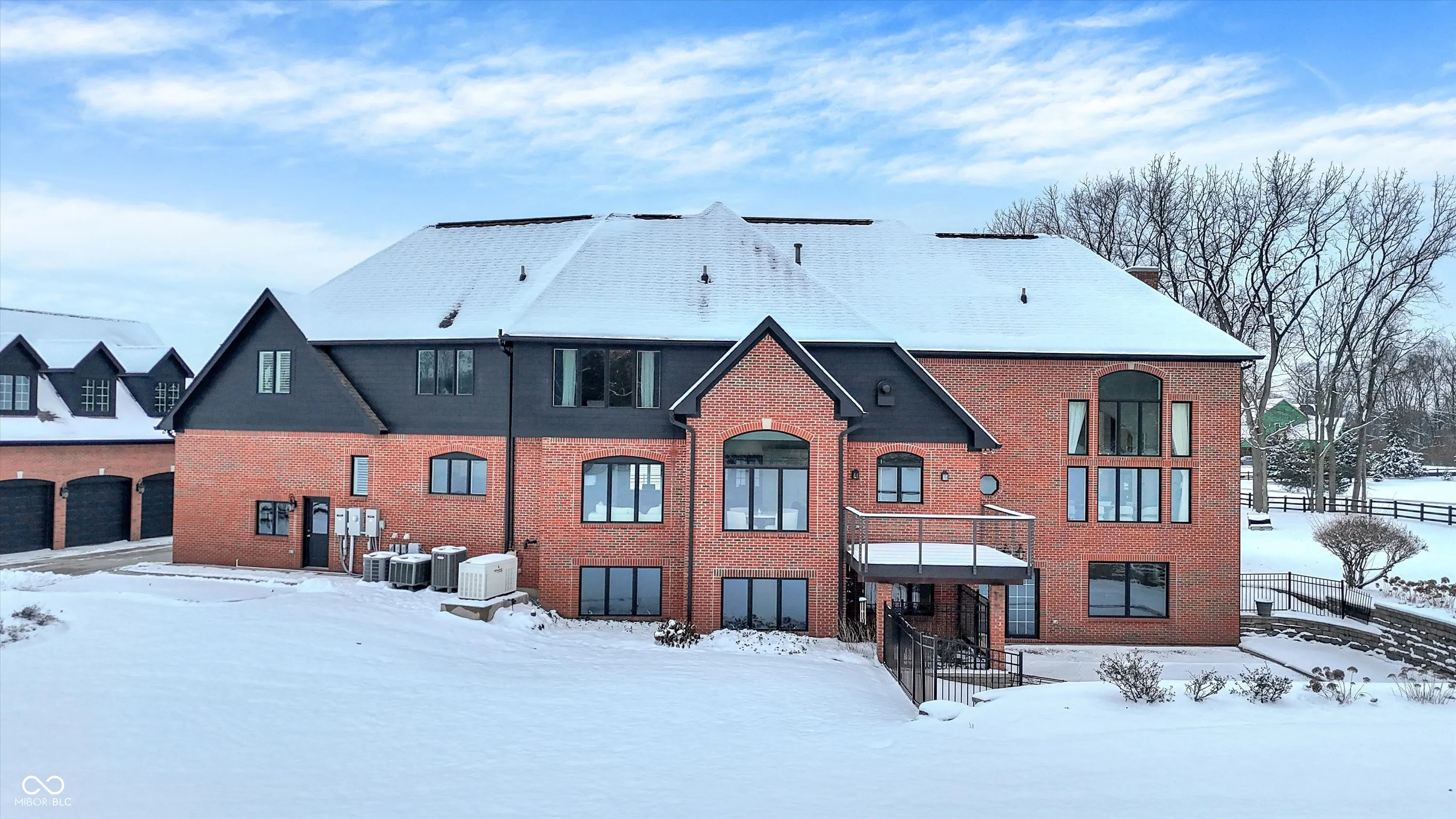 Fortville, Indiana 46040, United States, 4 Bedrooms Bedrooms, ,5 BathroomsBathrooms,Residential,Active,254027