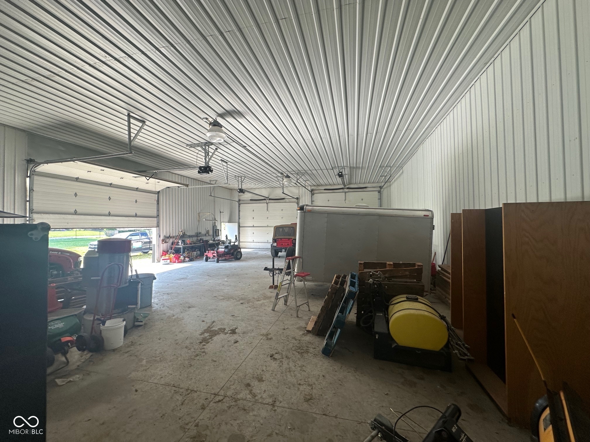 7300 S State Road 267