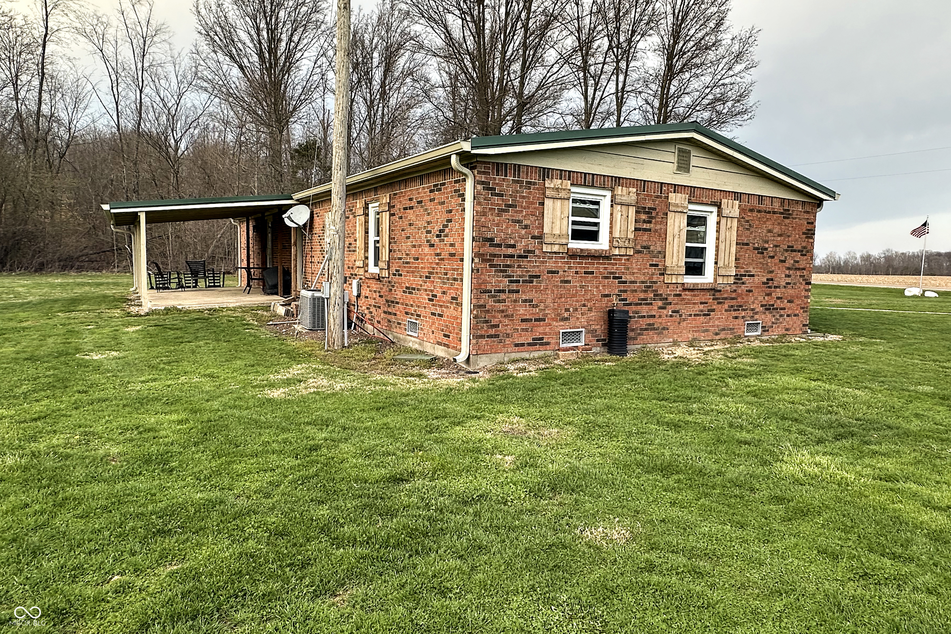 7466 S State Road 75