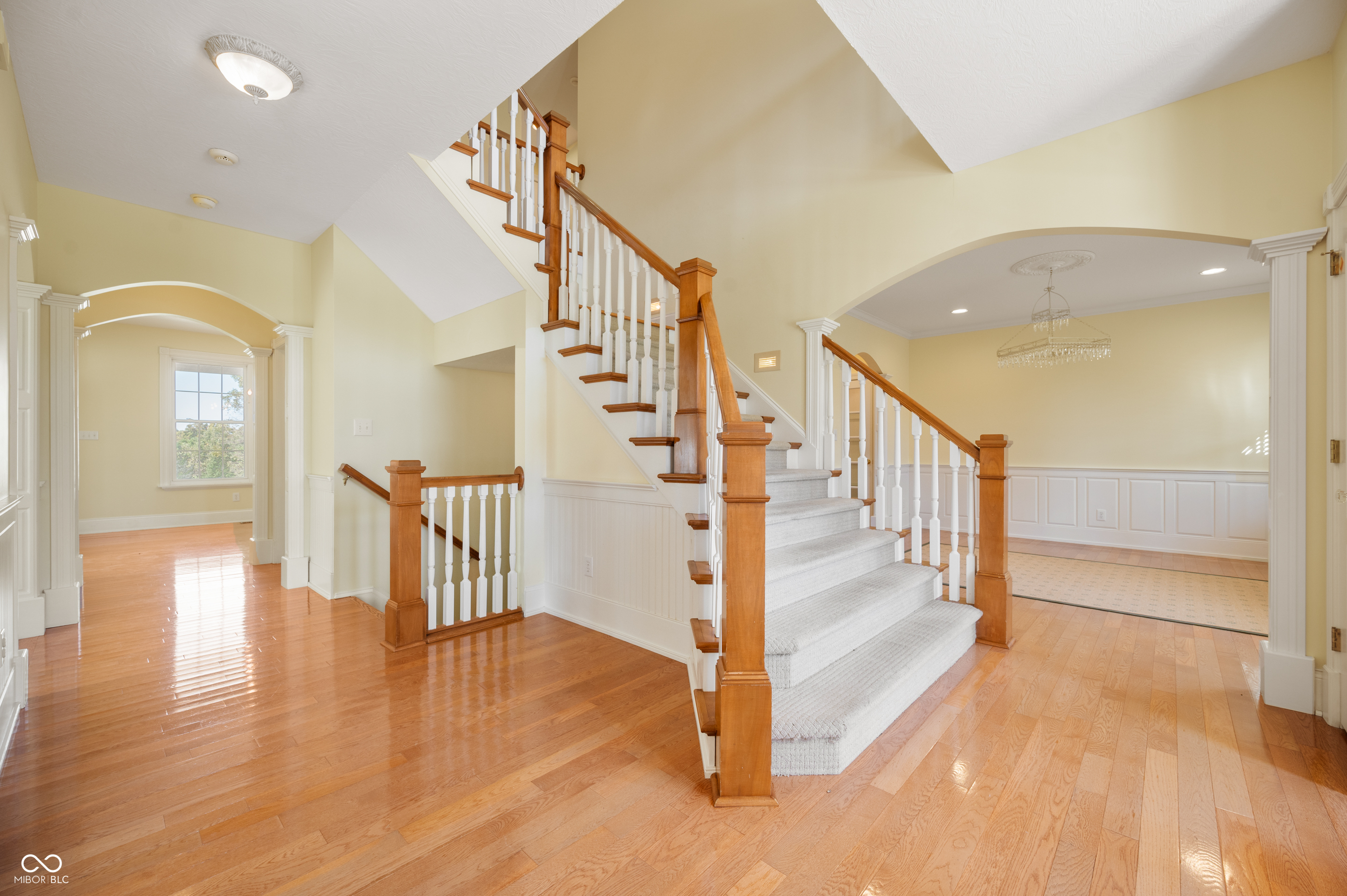 4176 N 625 W