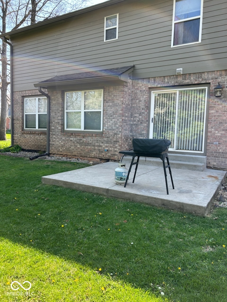 932 Stave Oak Drive