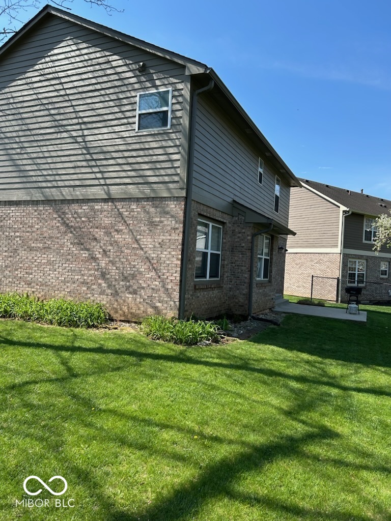 932 Stave Oak Drive