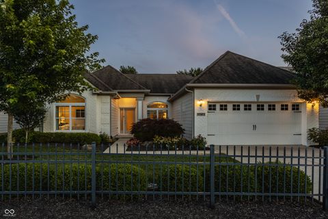 Photo of 11923 Avedon Way, Zionsville, IN 46077 (MLS # 22112180)