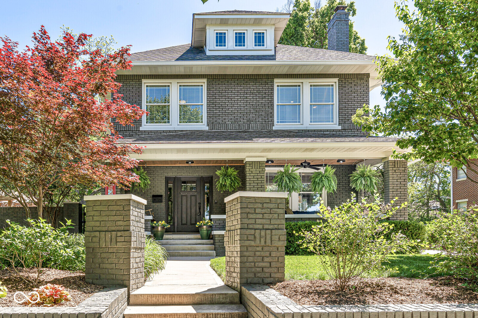 3327 N Pennsylvania Street