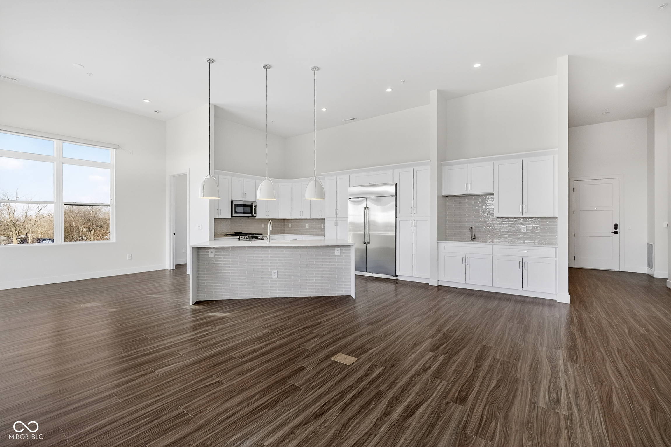 1155 S Rangeline Road 501