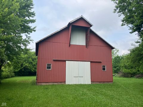 Photo of 18229 Moontown Road, Noblesville, IN 46062 (MLS # 22042105)