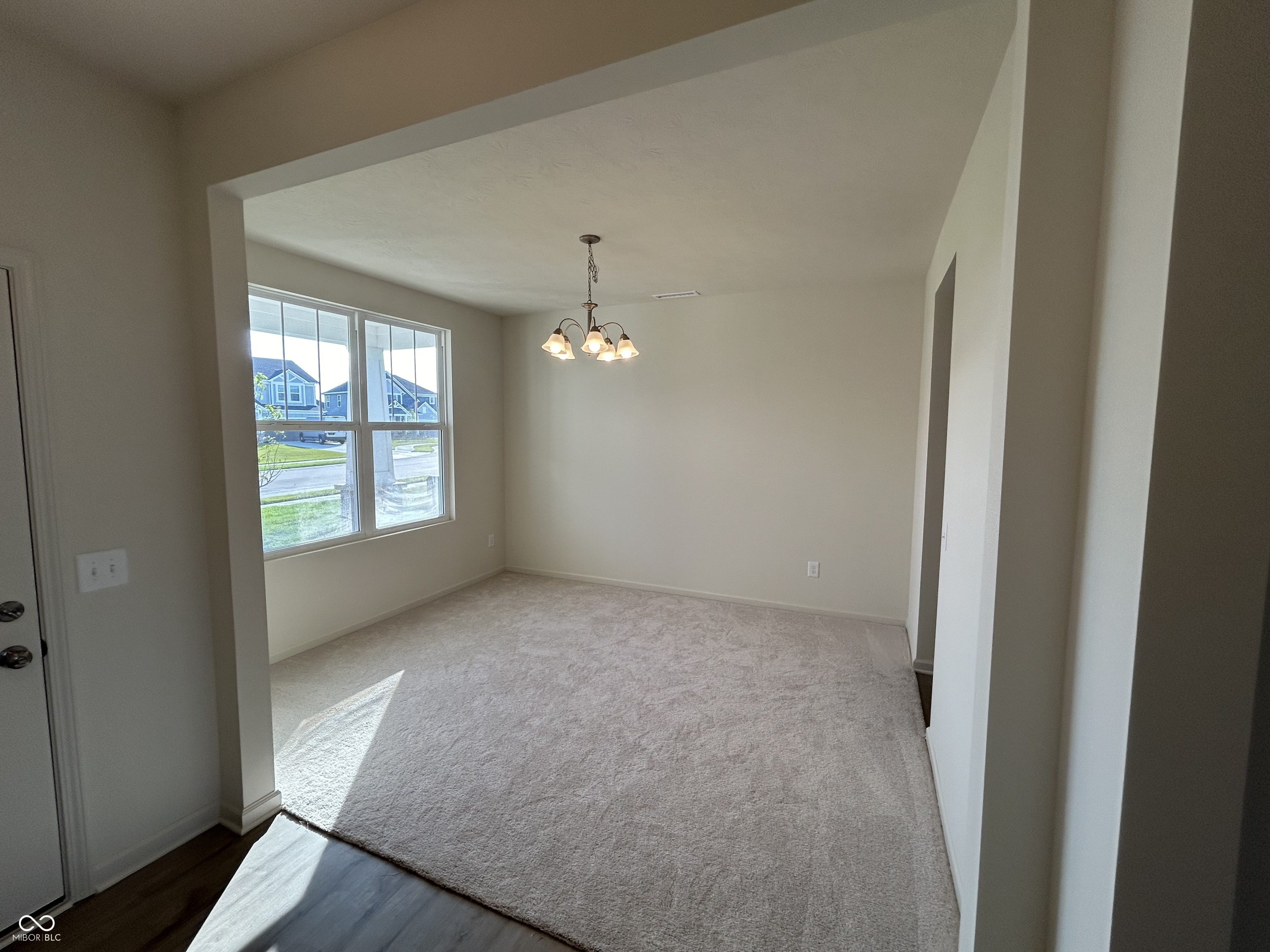 6929 Hornbeam Circle