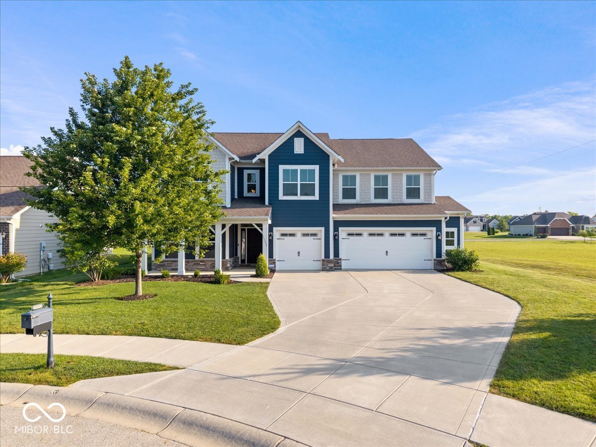 Photo 1 of 42 — 15154 Blue Ribbon Boulevard, Fishers, IN 46040