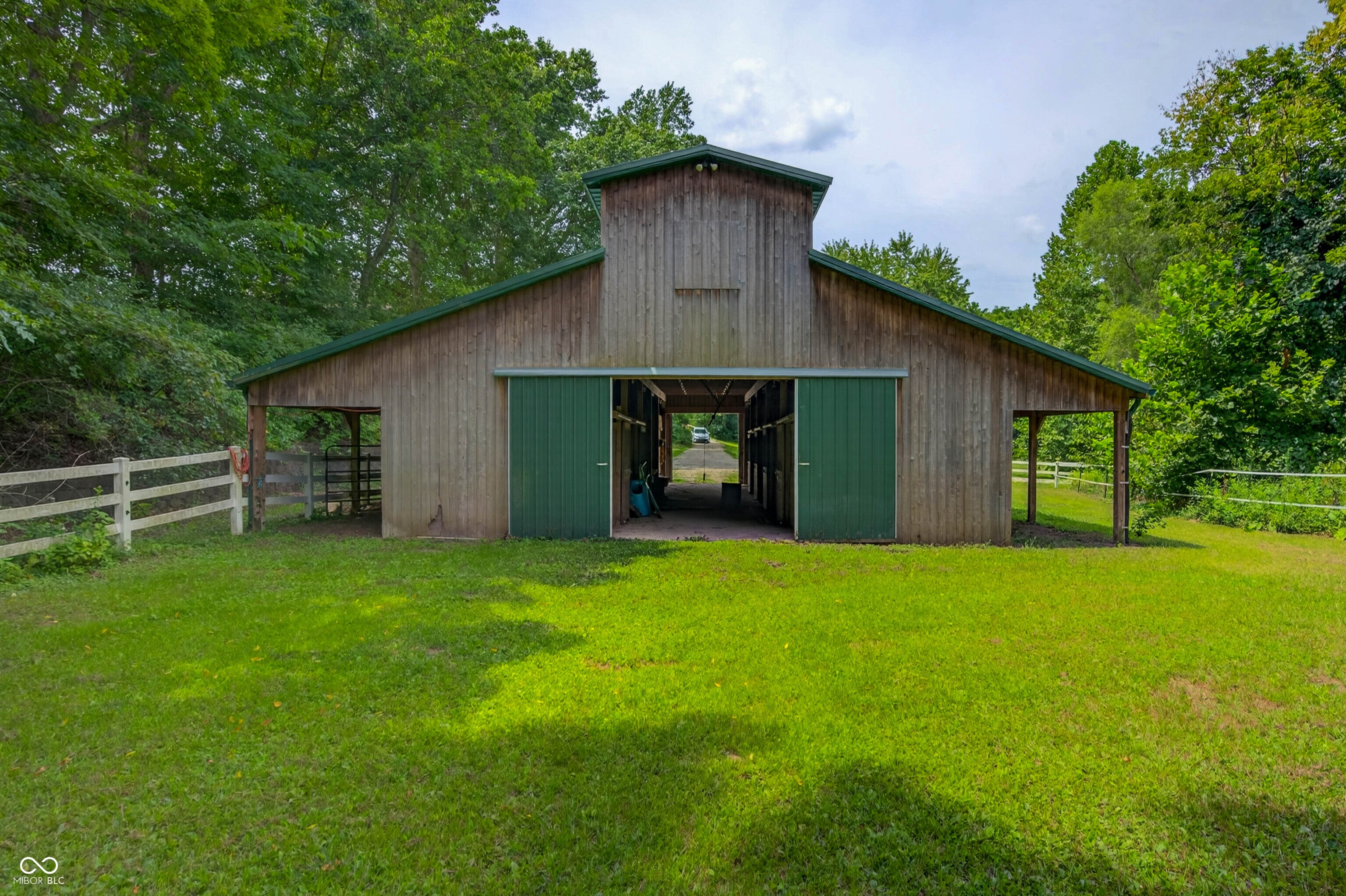 2508 W Indian Creek Road