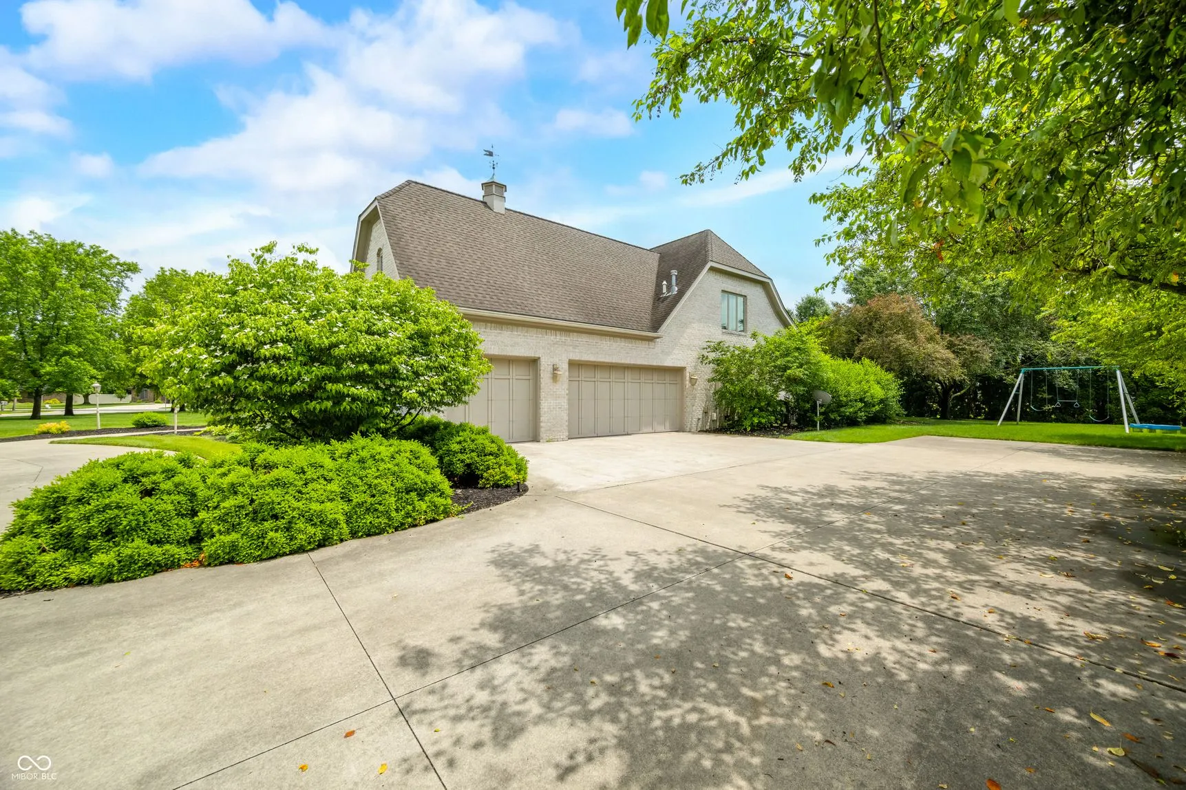 Seymour, Indiana 47274, United States, 4 Bedrooms Bedrooms, ,4 BathroomsBathrooms,Residential,Active,143415