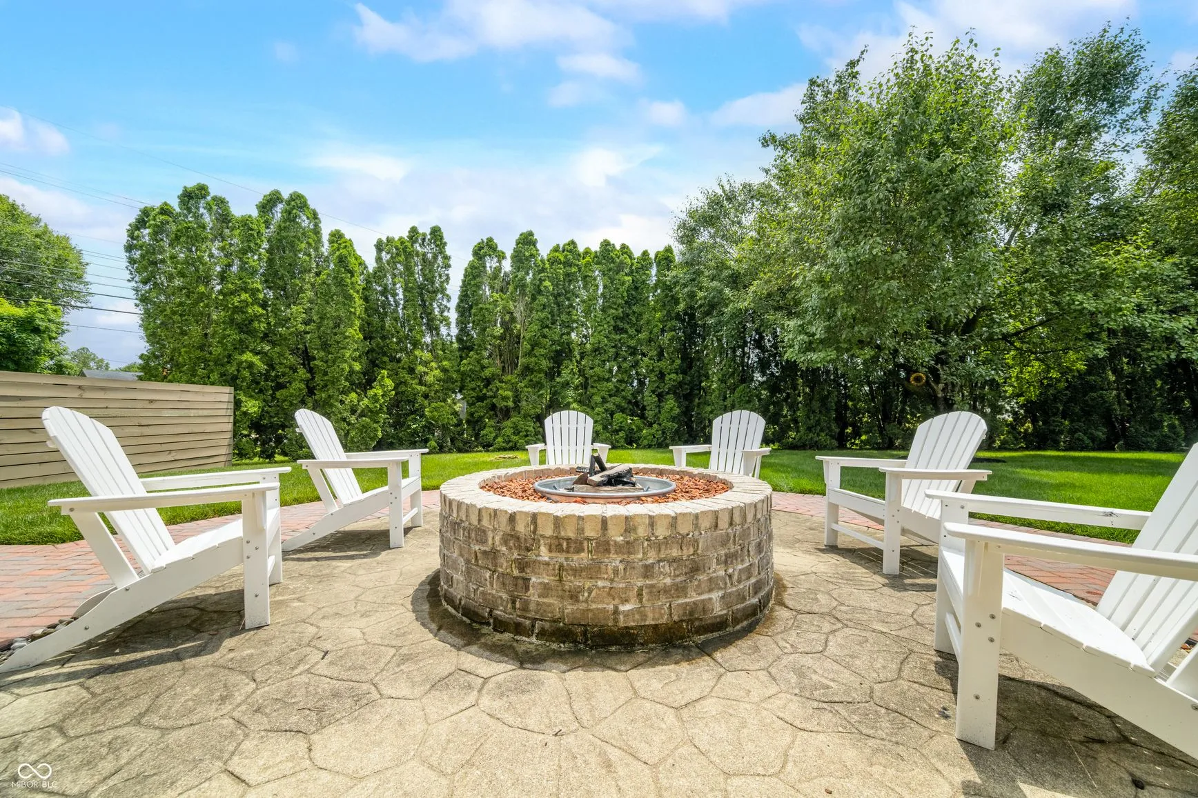 Seymour, Indiana 47274, United States, 4 Bedrooms Bedrooms, ,4 BathroomsBathrooms,Residential,Active,143415