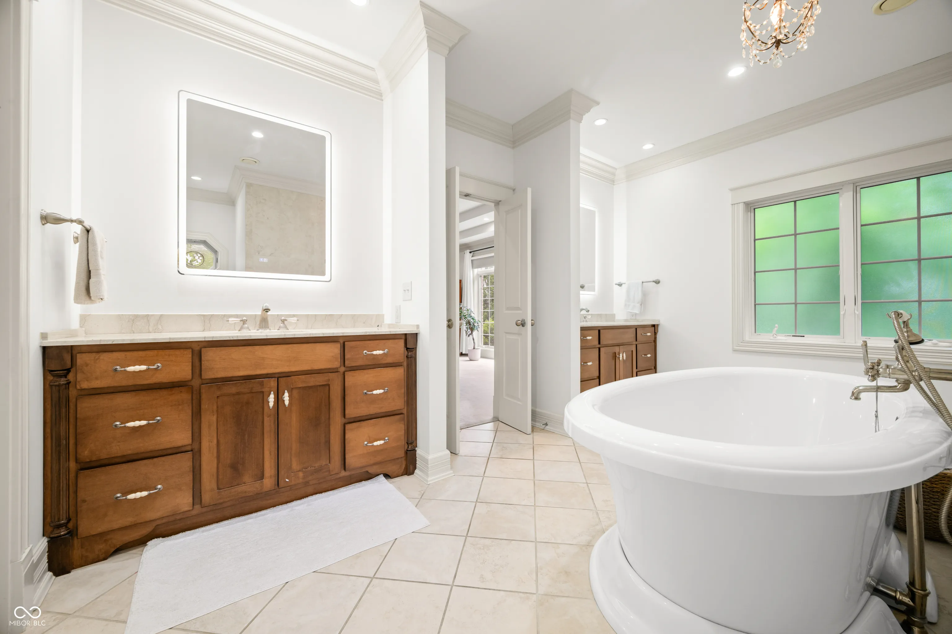 Seymour, Indiana 47274, United States, 4 Bedrooms Bedrooms, ,4 BathroomsBathrooms,Residential,Active,143415