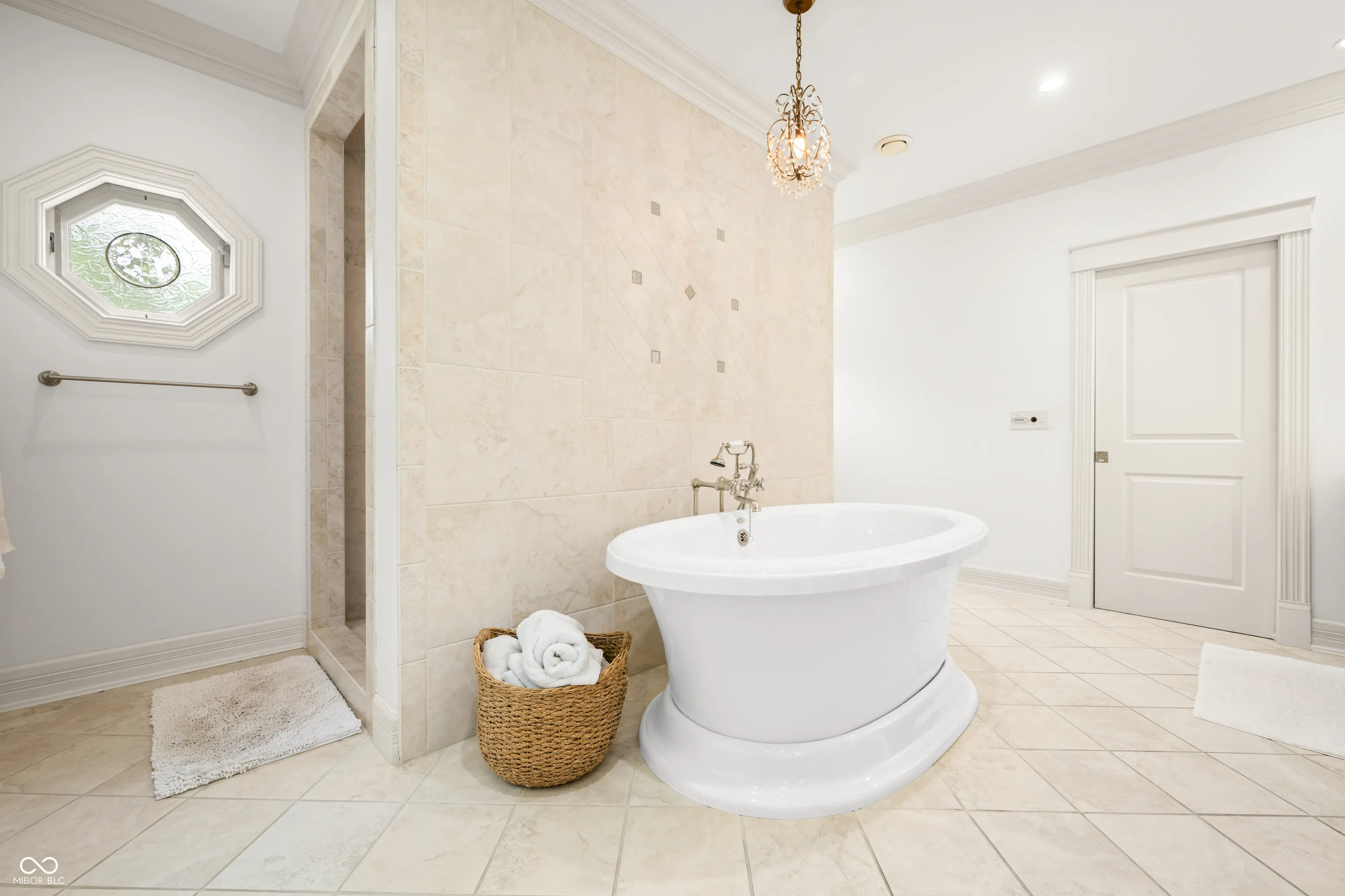 Seymour, Indiana 47274, United States, 4 Bedrooms Bedrooms, ,4 BathroomsBathrooms,Residential,Active,143415