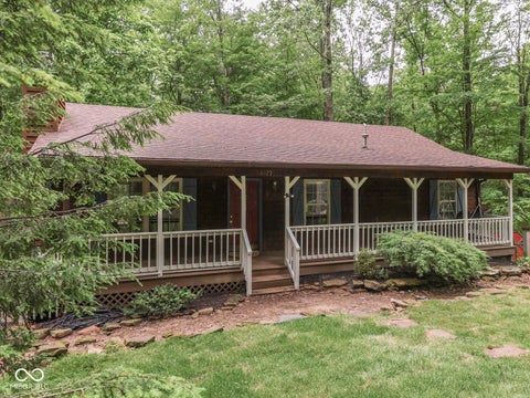 Photo of 6477 Black Bear Drive, Nineveh, IN 46164 (MLS # 22107853)