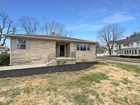 1221 Kessler Blvd E Drive, Indianapolis, IN 46220 - MLS#: 22025016