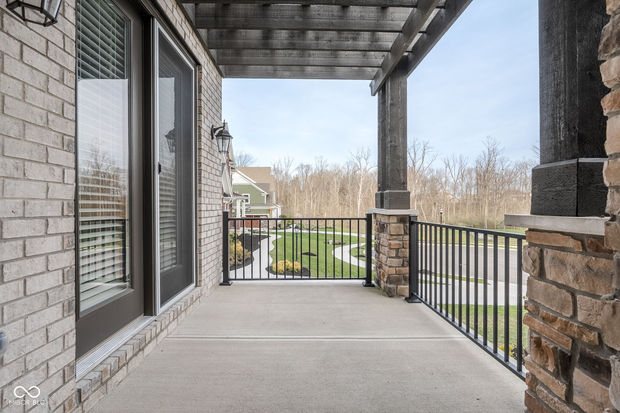 14872 Autumn View Way