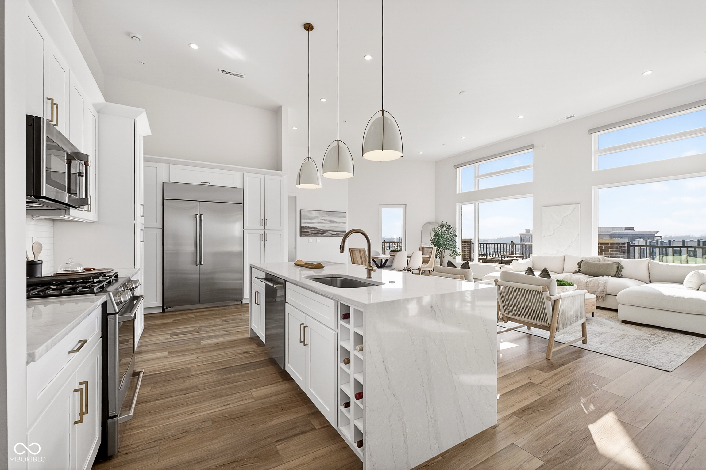 1155 S Rangeline Road 504