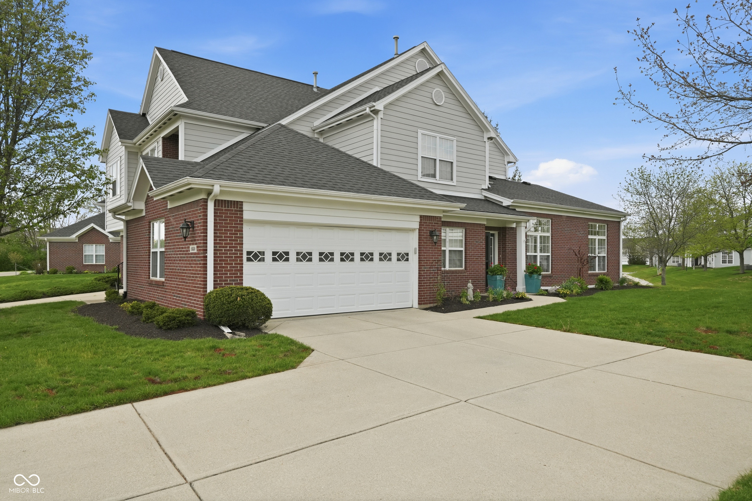 9550 Fireside Lane