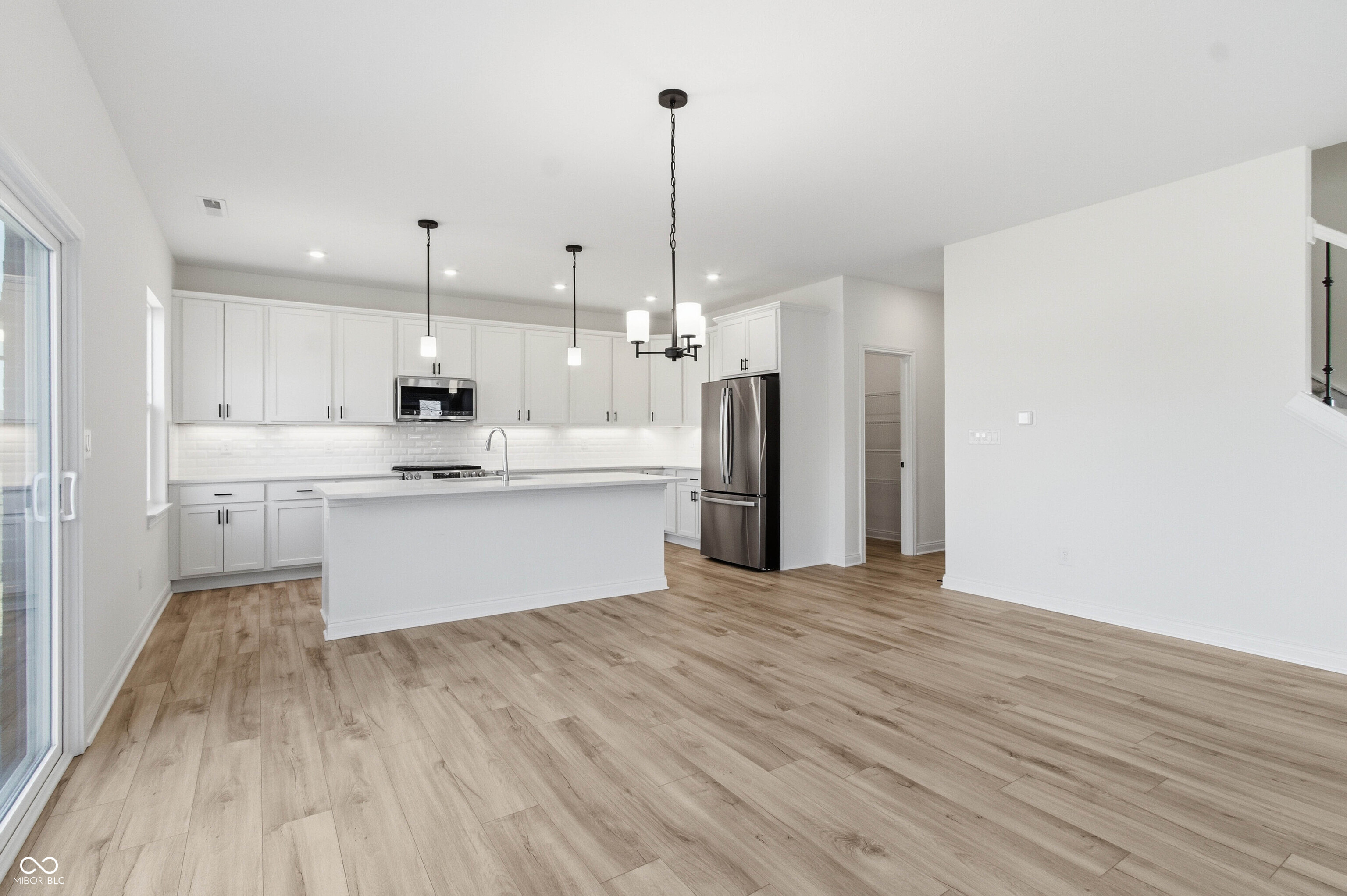 656 Jefferson Valley