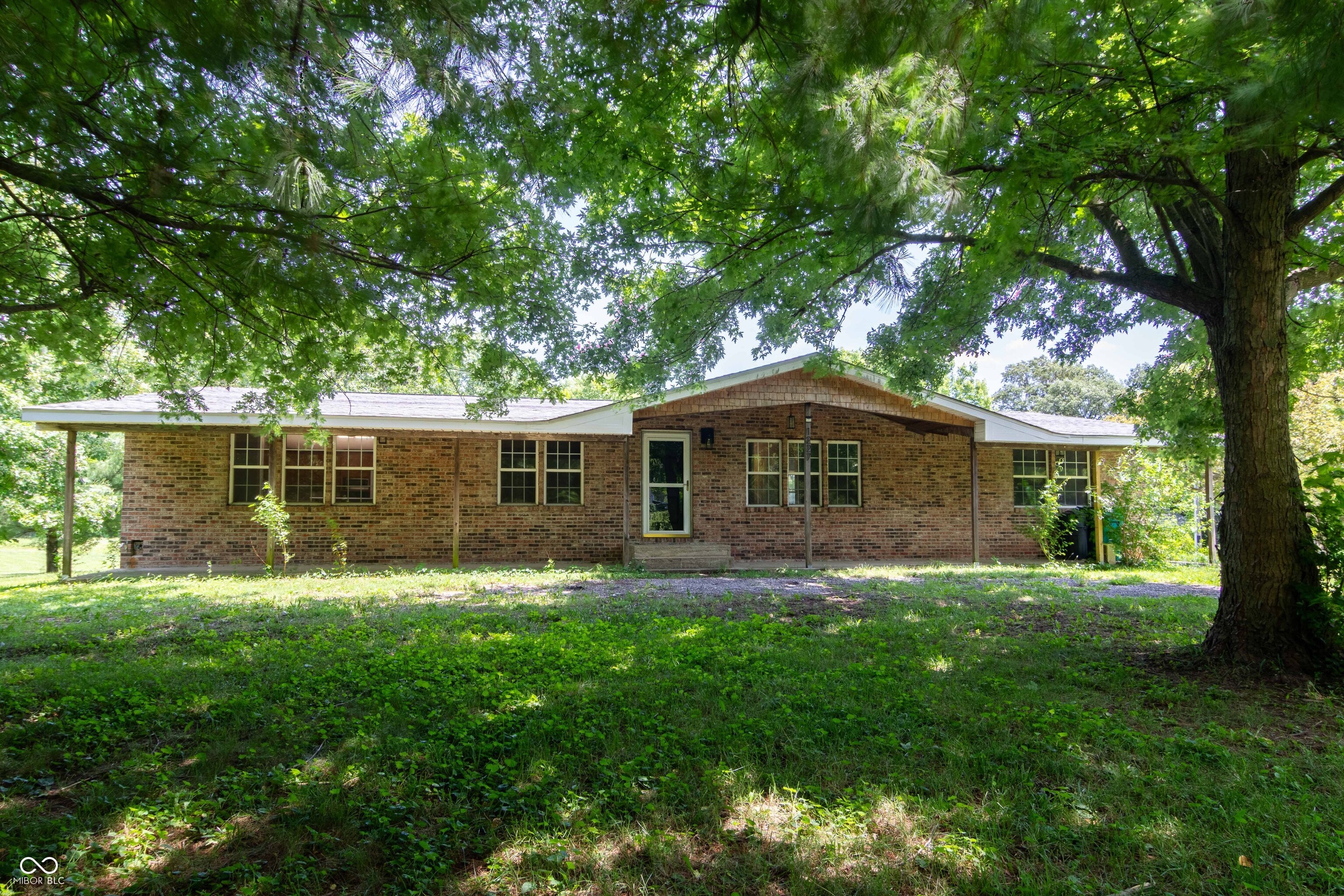 1227 Holmes Road