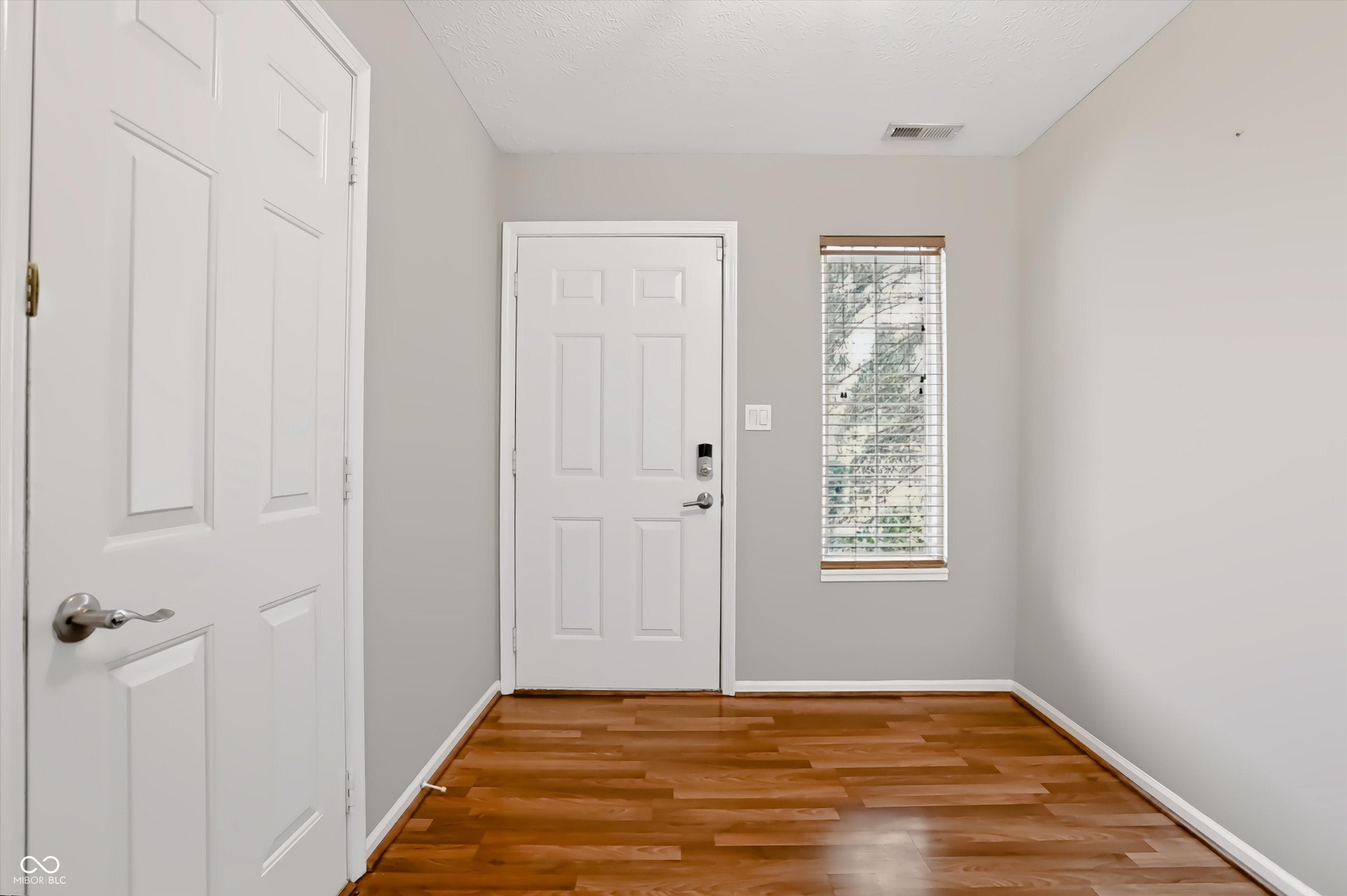 11285 Shoreview Circle