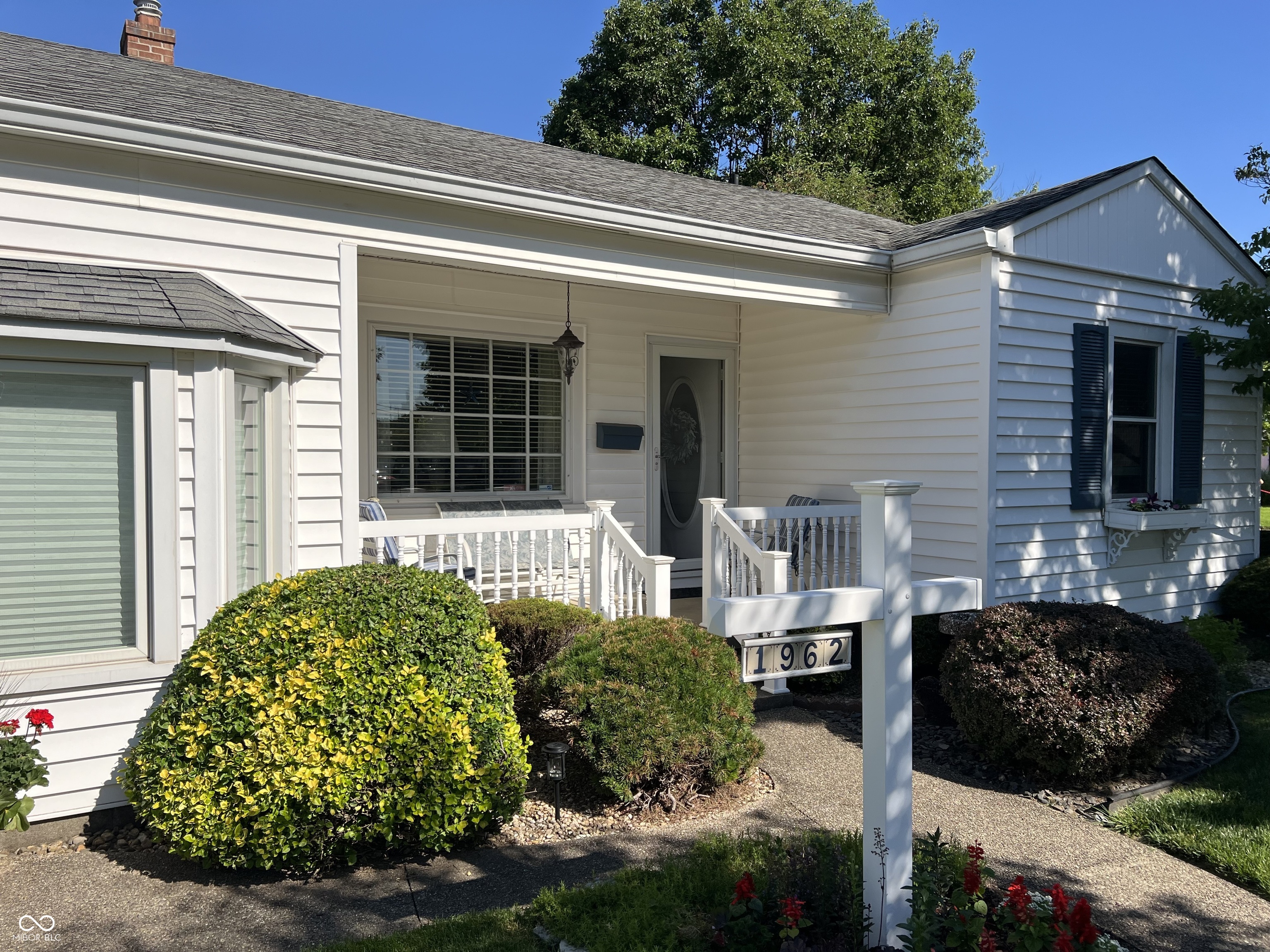 1962 Macarthur Lane