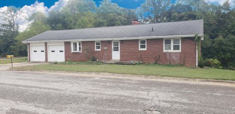 Photo of 201 S Water Street, Brownstown, IN 47220 (MLS # 22066799)