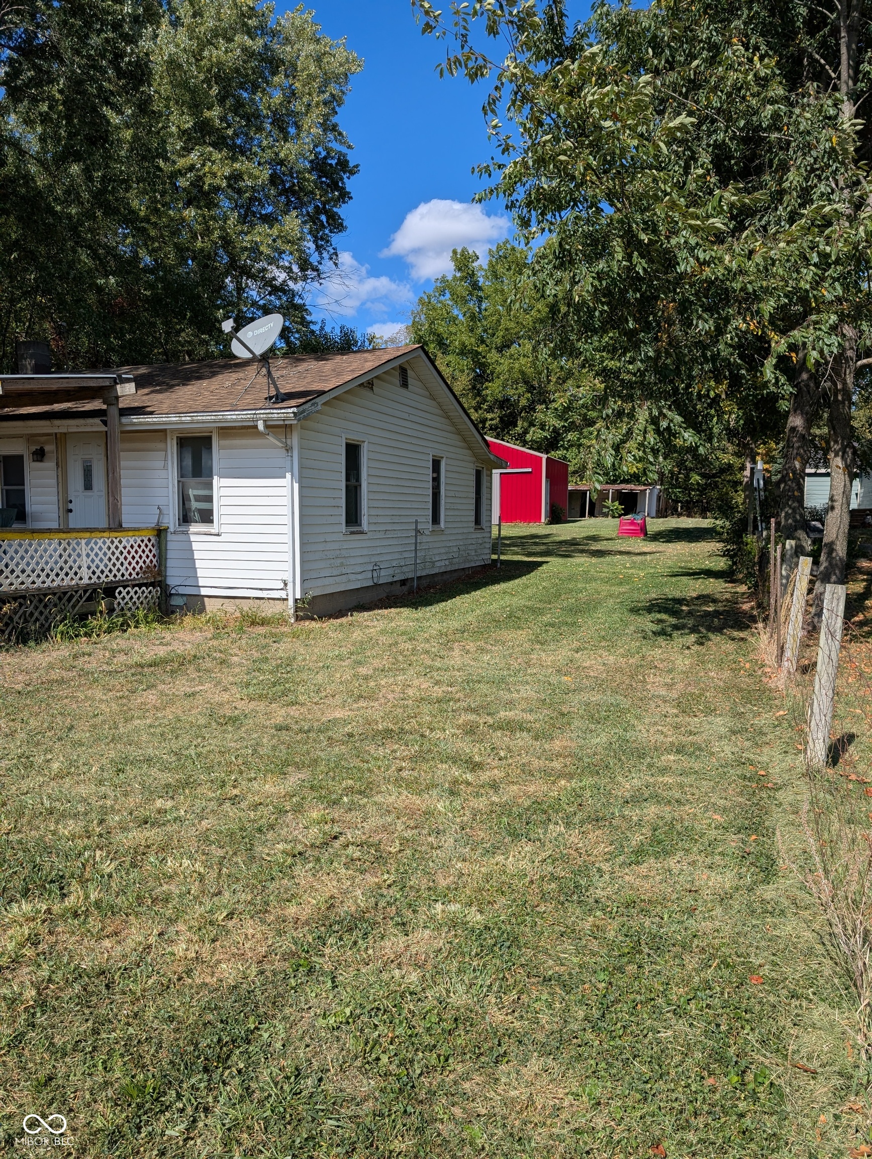 2294 E Eden Road