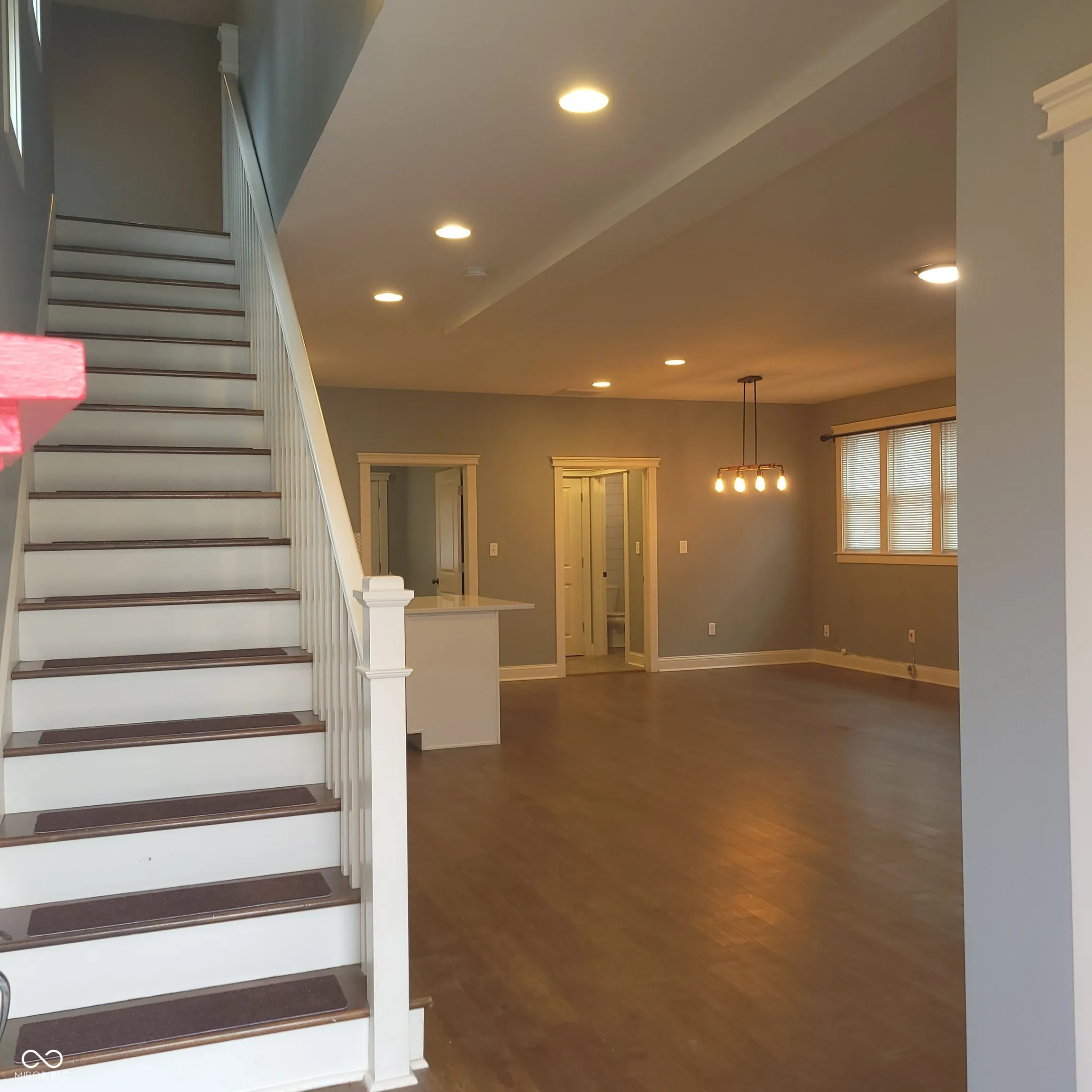 Indianapolis, Indiana 46205, United States, 3 Bedrooms Bedrooms, ,3 BathroomsBathrooms,Residential,Active,165642