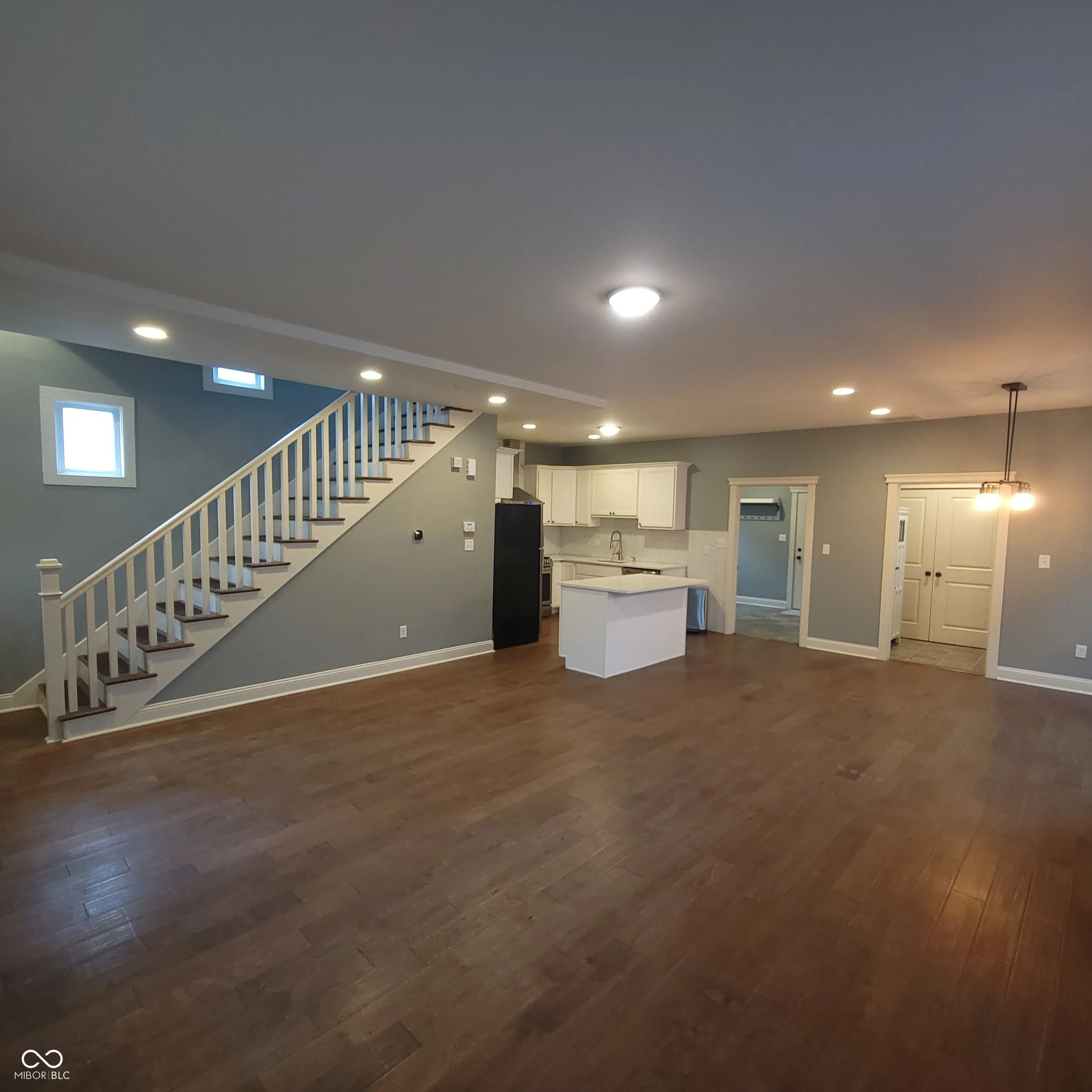 Indianapolis, Indiana 46205, United States, 3 Bedrooms Bedrooms, ,3 BathroomsBathrooms,Residential,Active,165642