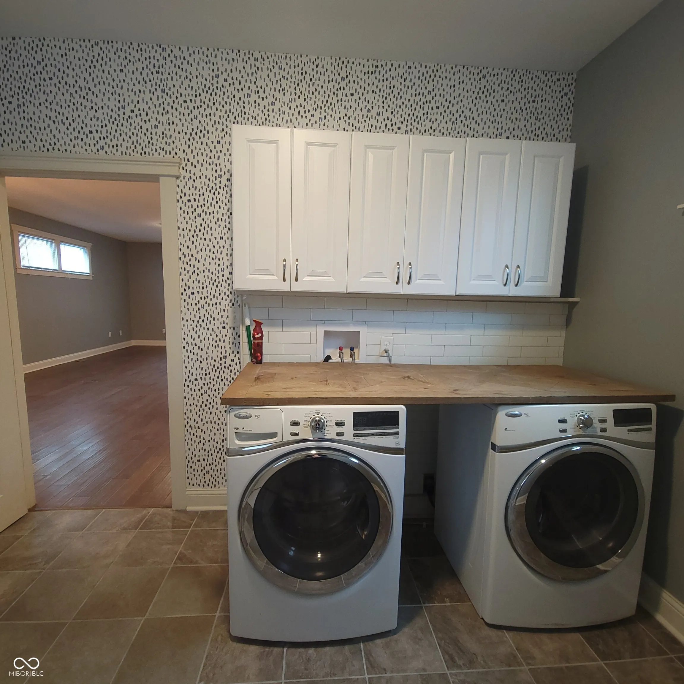 Indianapolis, Indiana 46205, United States, 3 Bedrooms Bedrooms, ,3 BathroomsBathrooms,Residential,Active,165642