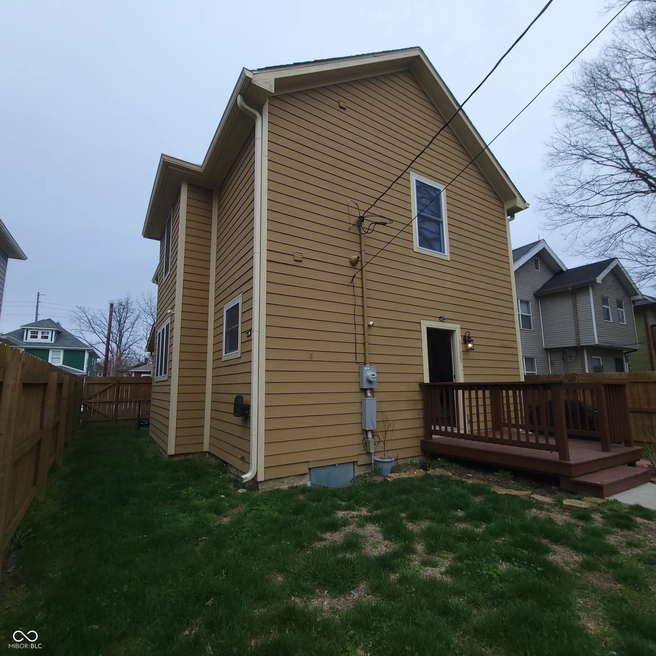 Indianapolis, Indiana 46205, United States, 3 Bedrooms Bedrooms, ,3 BathroomsBathrooms,Residential,Active,165642