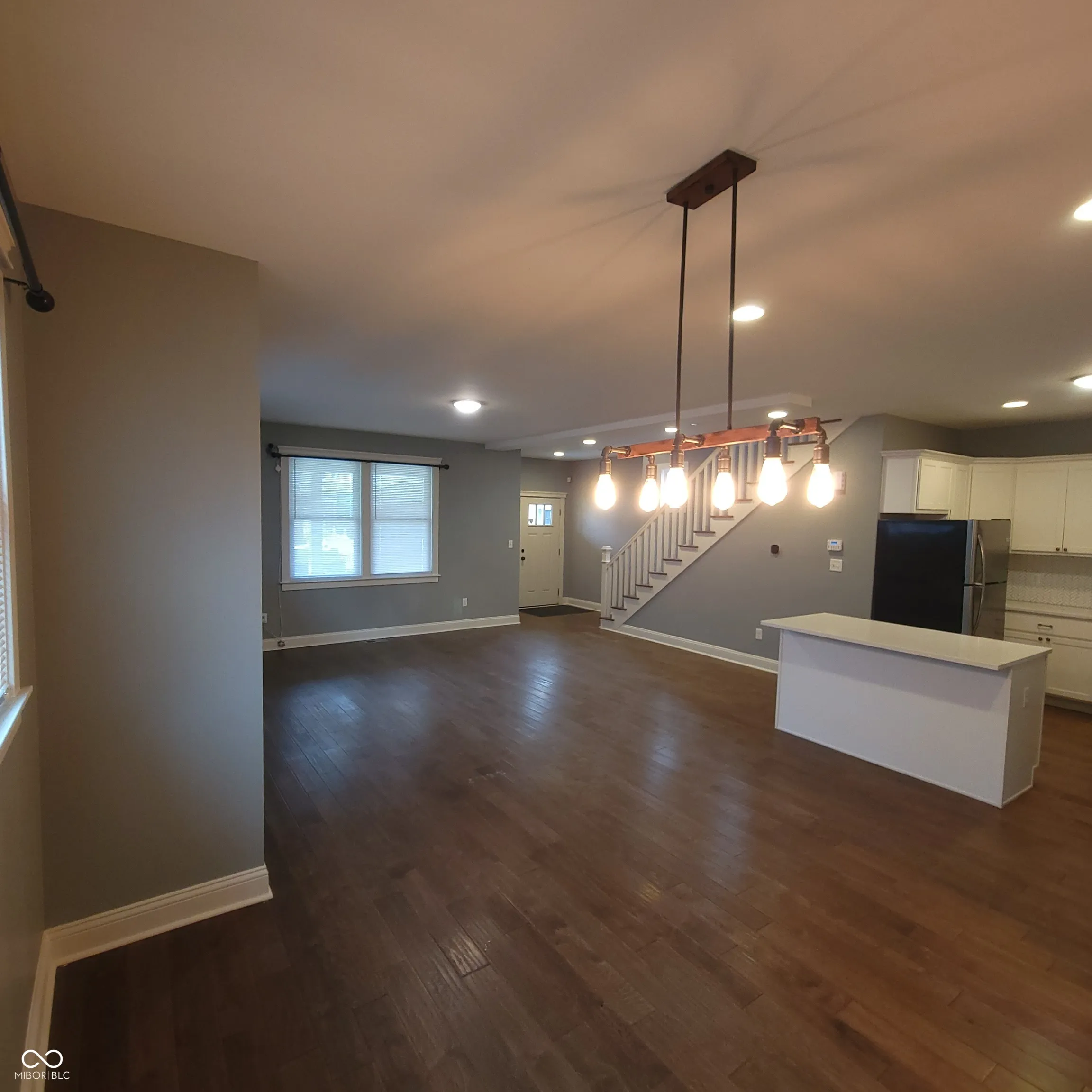 Indianapolis, Indiana 46205, United States, 3 Bedrooms Bedrooms, ,3 BathroomsBathrooms,Residential,Active,165642