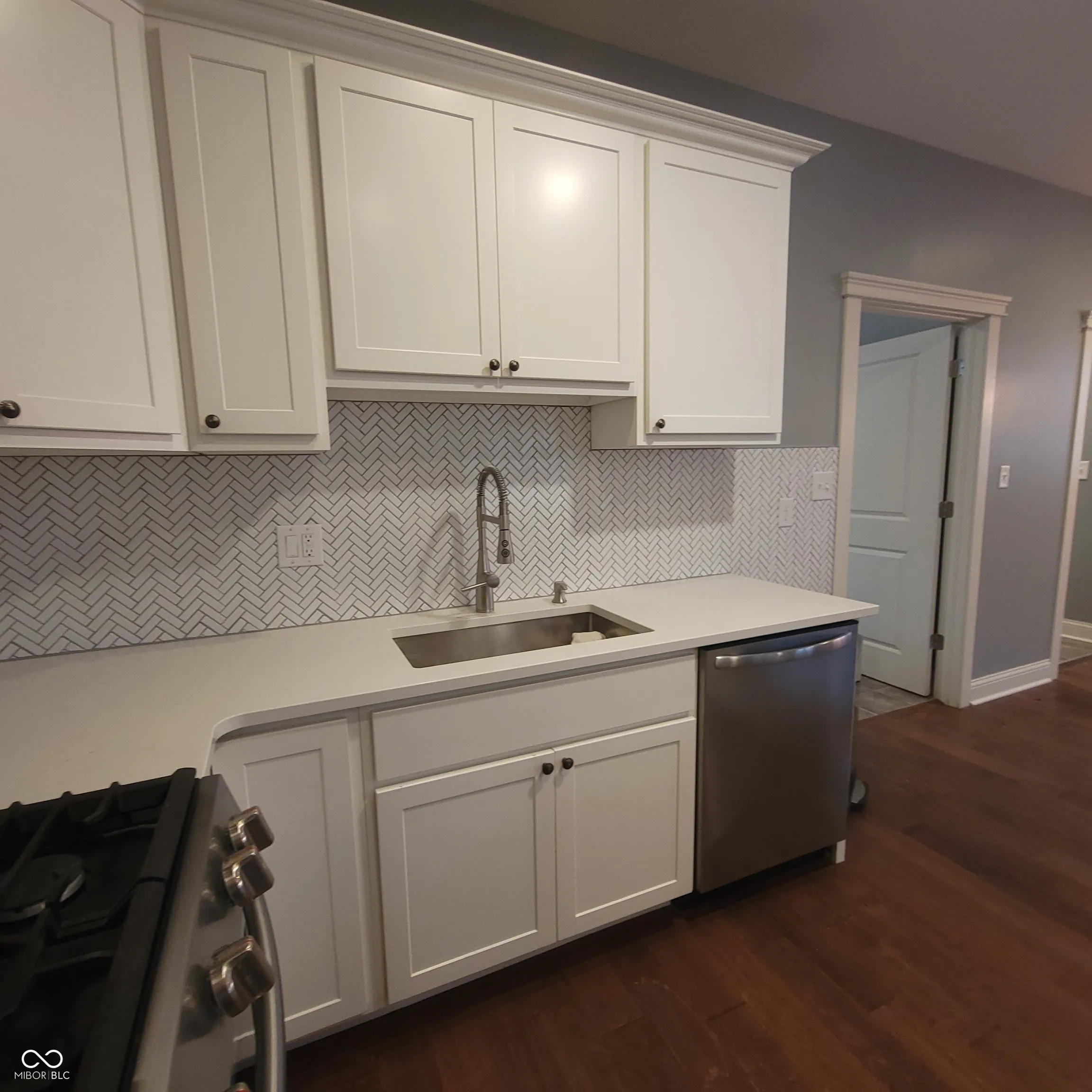 Indianapolis, Indiana 46205, United States, 3 Bedrooms Bedrooms, ,3 BathroomsBathrooms,Residential,Active,165642