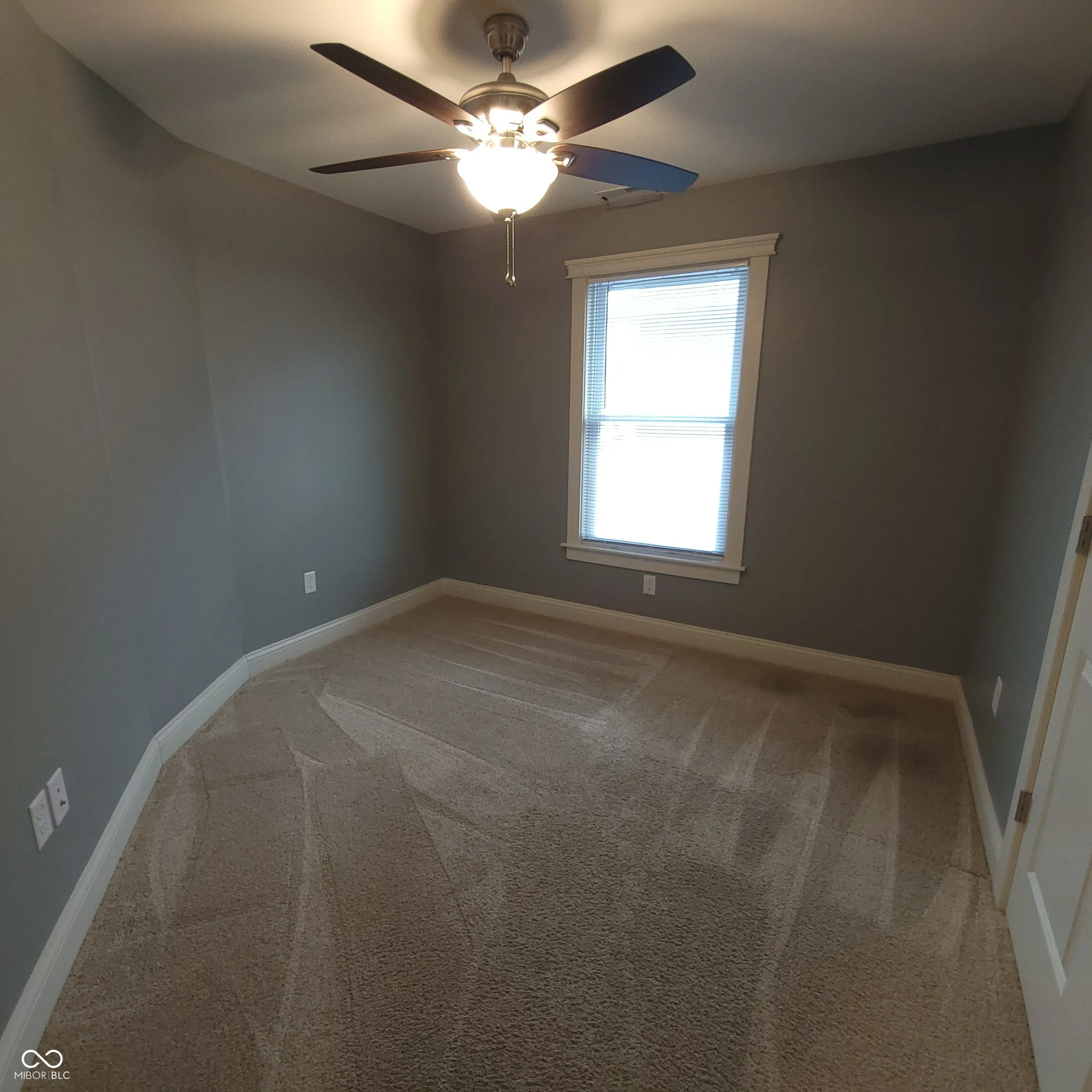 Indianapolis, Indiana 46205, United States, 3 Bedrooms Bedrooms, ,3 BathroomsBathrooms,Residential,Active,165642