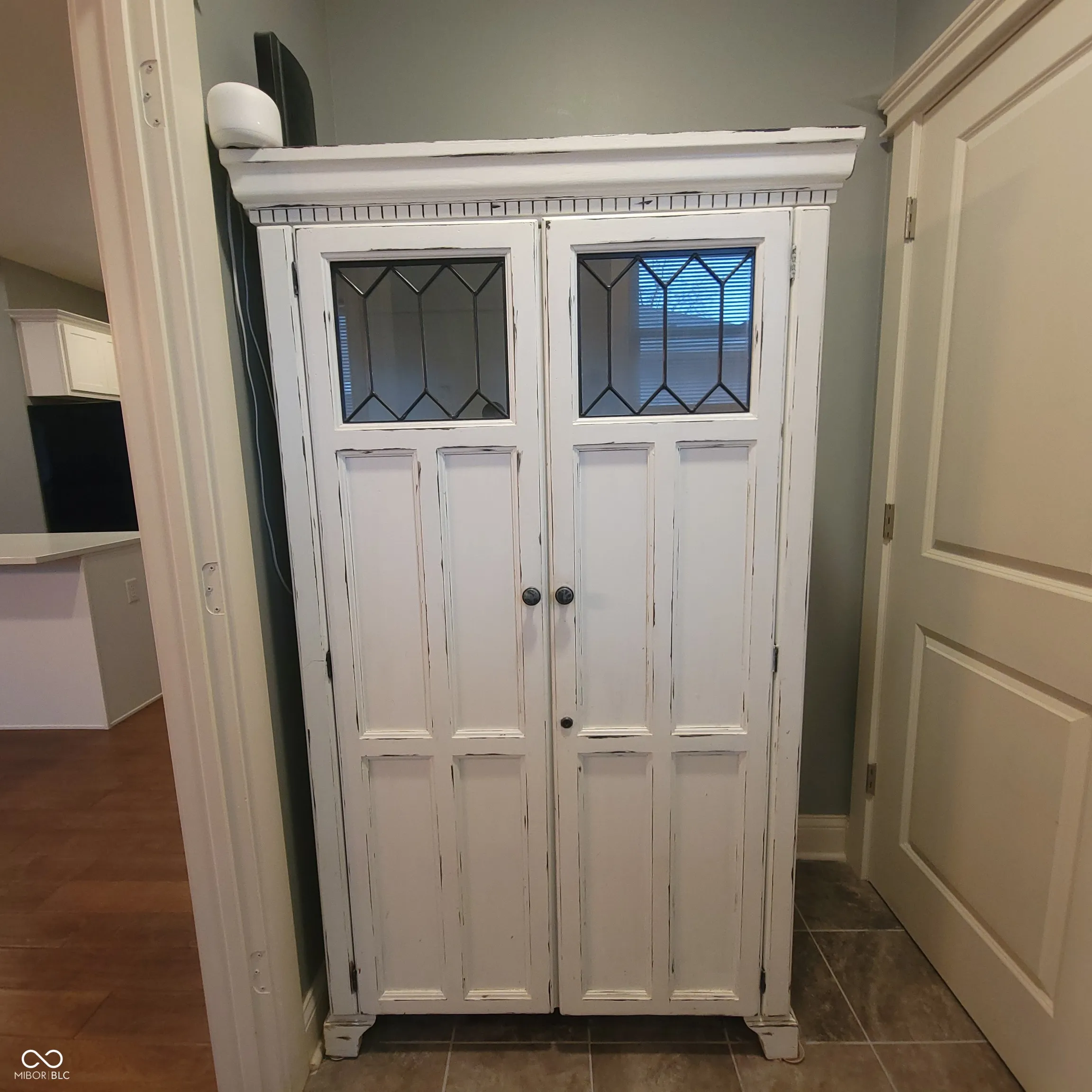 Indianapolis, Indiana 46205, United States, 3 Bedrooms Bedrooms, ,3 BathroomsBathrooms,Residential,Active,165642