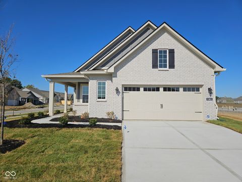 Photo of 5363 Foxley Park Lane, Avon, IN 46123 (MLS # 22056448)