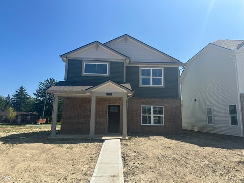 Photo of 223 Springfield Crossing, Greenfield, IN 46140 (MLS # 22102299)