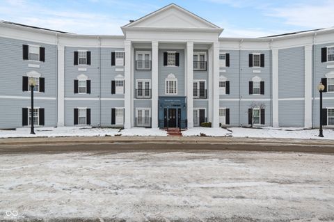 Photo of 12926 University Crescent #3A, Carmel, IN 46032 (MLS # 22077174)