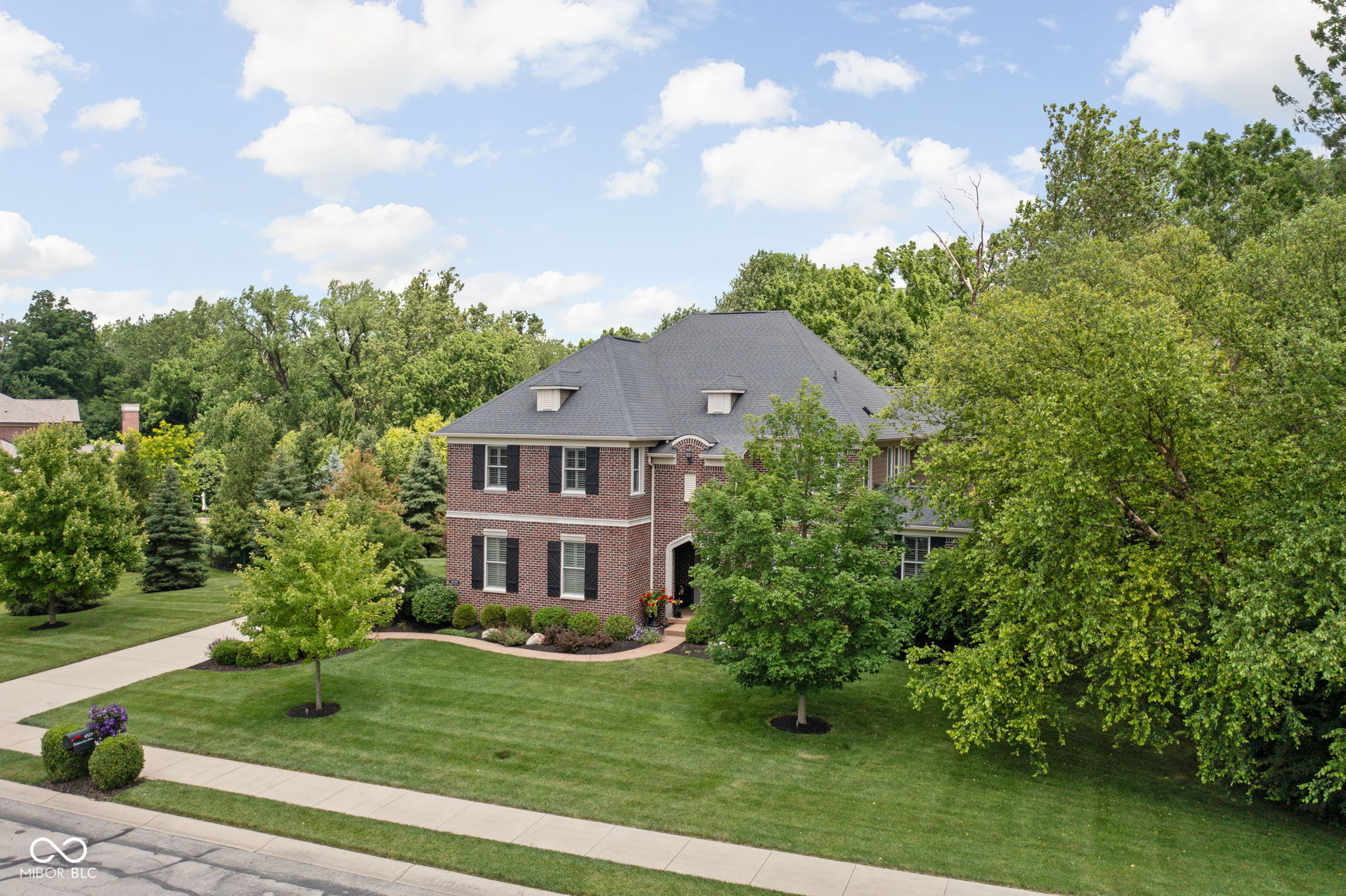 4529 Panthera Leo Drive