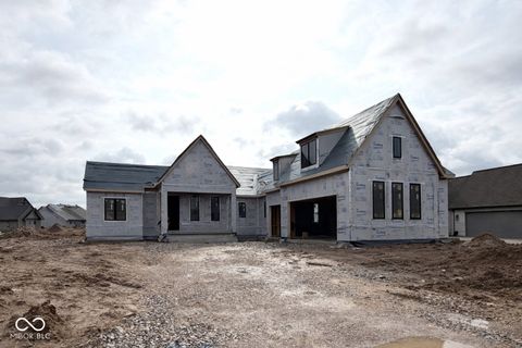 Photo of 16941 Tractive Drive, Westfield, IN 46074 (MLS # 22090238)