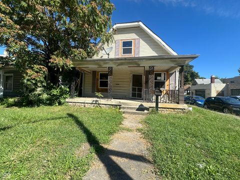 Photo of 2502 W 10th Street, Indianapolis, IN 46222 (MLS # 22073928)