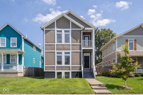 Photo of 2047 Ruckle Street, Indianapolis, IN 46202 (MLS # 22122973)