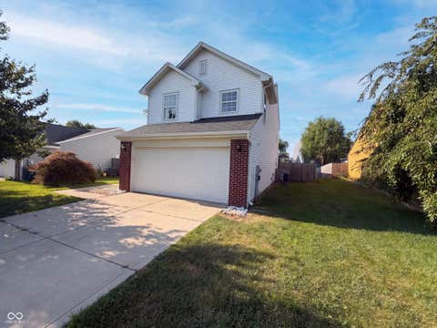 Photo of 1349 Fiesta Drive, Franklin, IN 46131 (MLS # 22120462)