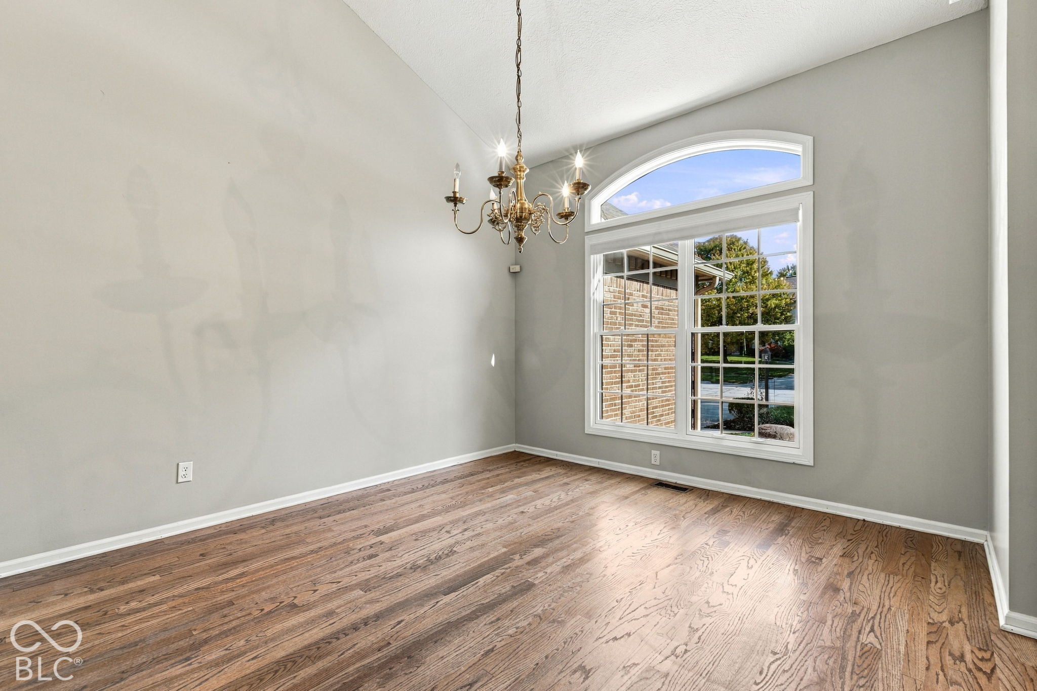 1825 Continental Drive