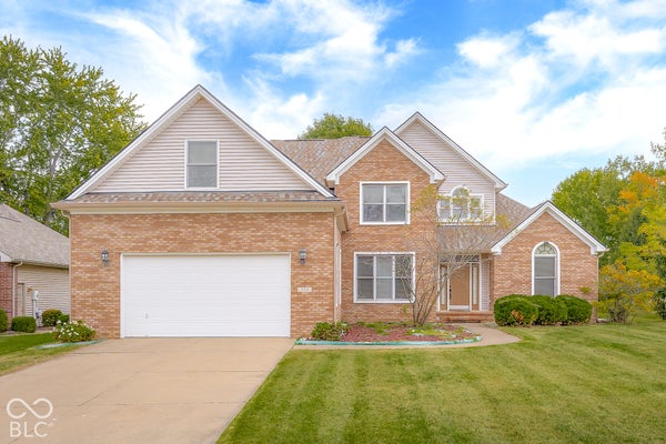 725 GREYSTONE CT, COLUMBUS, IN 47201 - Image fbf4cb854a1daeac2b4059ff1a656e20/3787900607